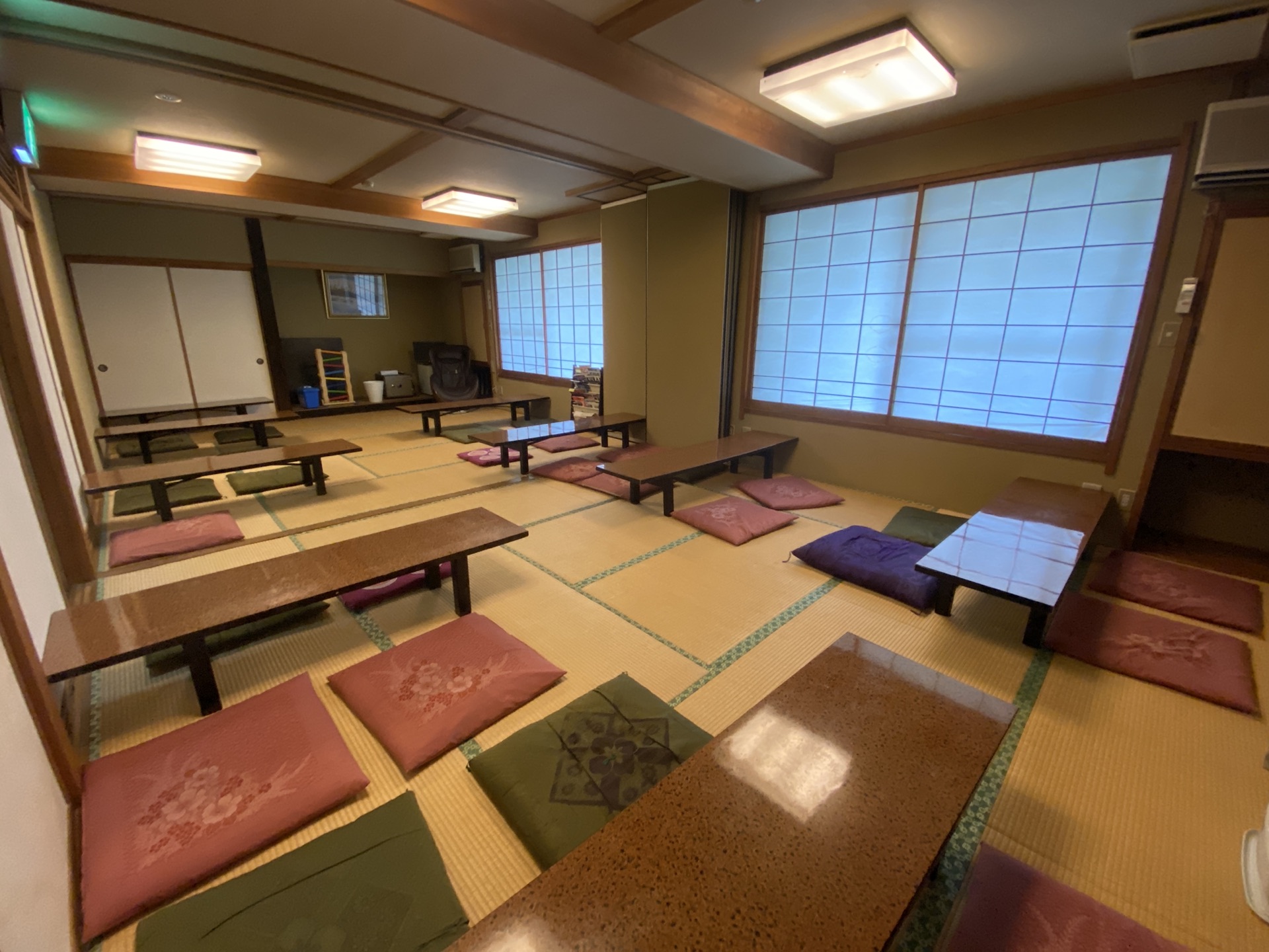 ごろんと横になれる松川館の休憩所